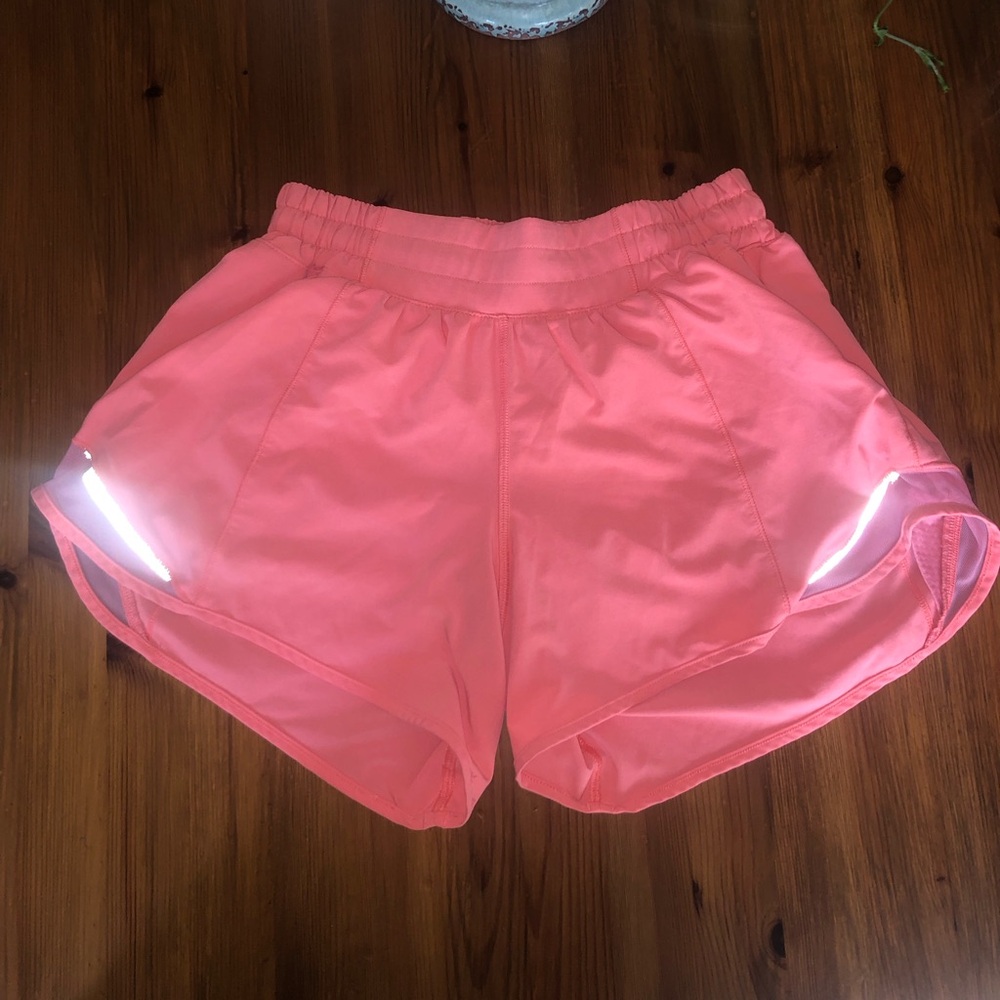 Lululemon shorts size 4